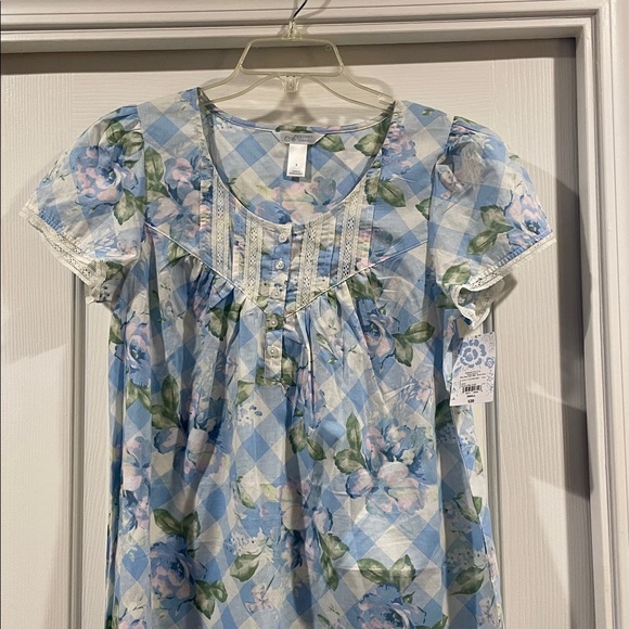 Adonna Floral Blue and White Nightgown size S New - Picture 3 of 4